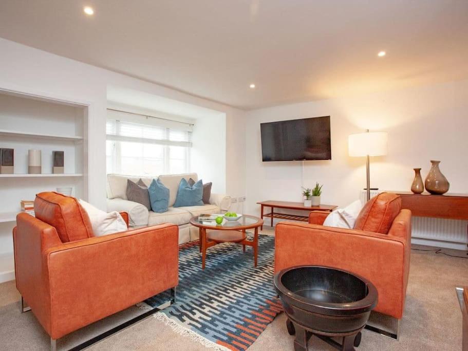 1 Perfectly Located Stylish, Comfortable Apartment سيدموث المظهر الخارجي الصورة